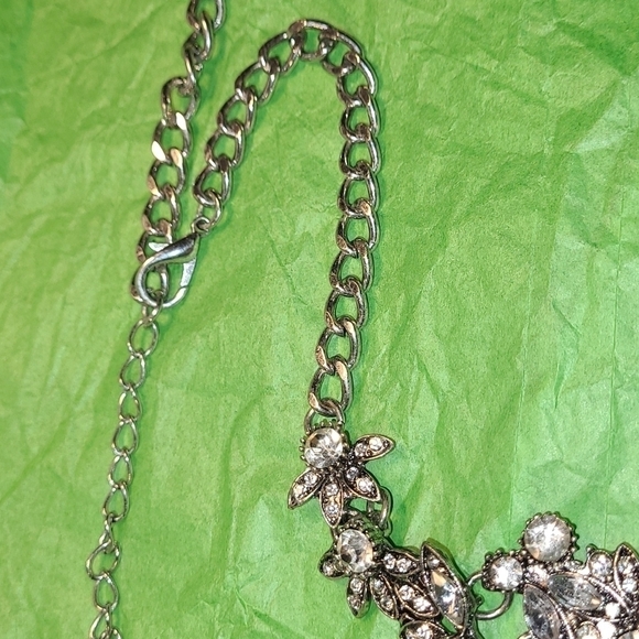 Lia Sophia Silvertone Key Orb Jewel Cameo Charm Pendant  Jeweled Silvertone Necklace